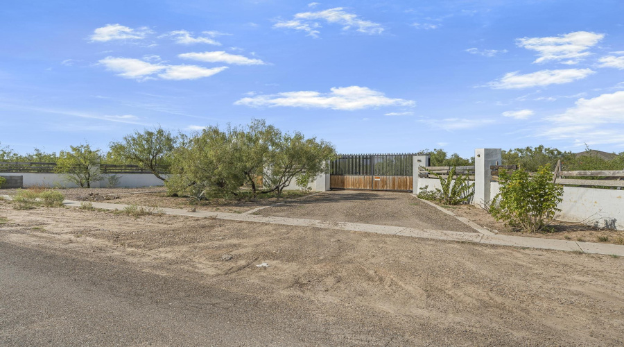 600 E Ranch Rd 7150G, LAREDO, Texas 78041, ,Land,For Sale,600 E Ranch Rd 7150G,20254496