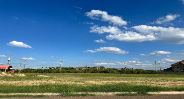 7609 Greenmeadow Dr, LAREDO, Texas 78045, ,Land,For Sale,7609 Greenmeadow Dr,20254502