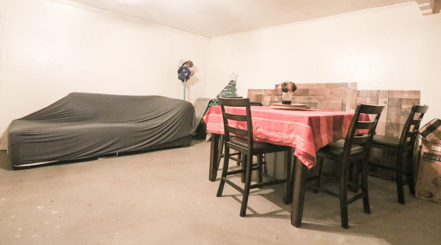 3202 Market St, Laredo, Texas 78043, 3 Bedrooms Bedrooms, 5 Rooms Rooms,2 BathroomsBathrooms,Residential,For Sale,3202 Market St,20254261