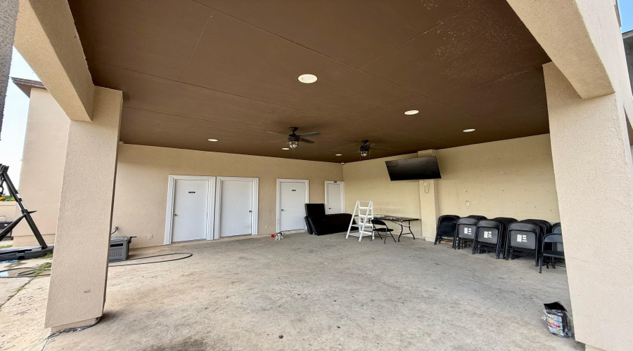 4514 Fall Dr, Laredo, Texas 78046, 4 Bedrooms Bedrooms, 6 Rooms Rooms,2 BathroomsBathrooms,Residential,For Sale,4514 Fall Dr,20254262