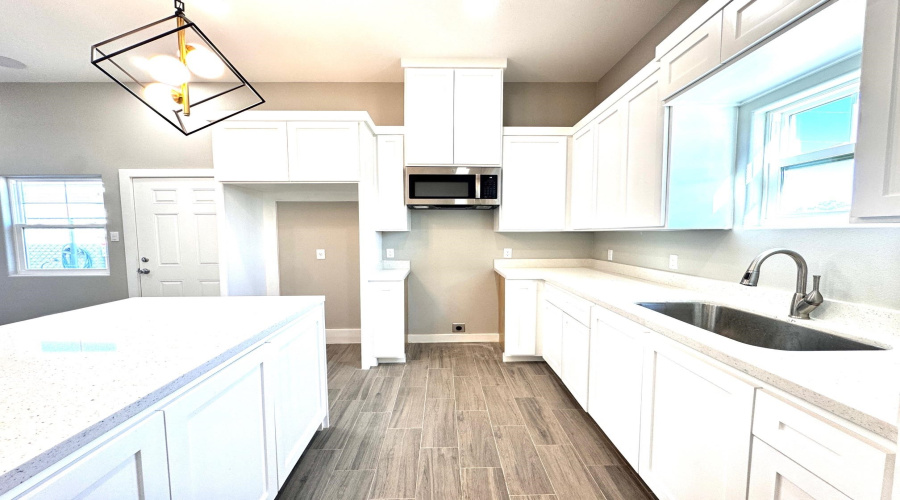 1405 Wilfrano Dr, LAREDO, Texas 78045, 3 Bedrooms Bedrooms, 6 Rooms Rooms,2 BathroomsBathrooms,Residential,For Sale,1405 Wilfrano Dr,20254268