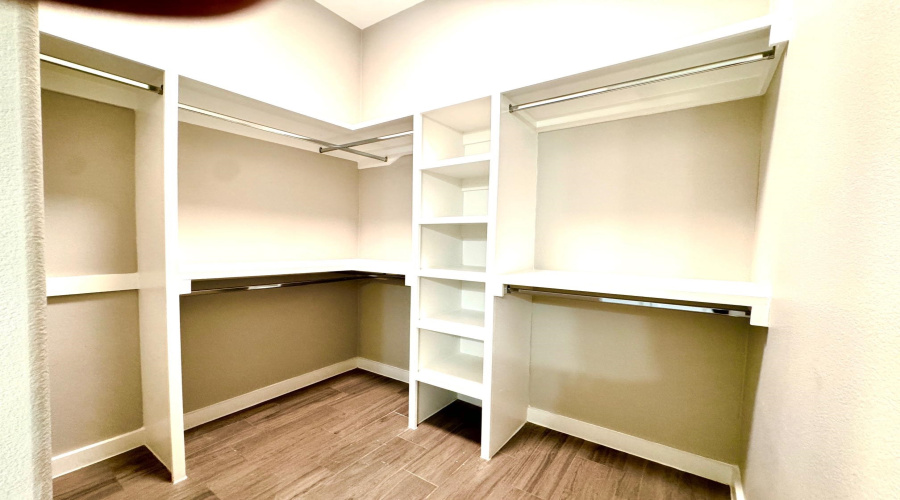 1405 Wilfrano Dr, LAREDO, Texas 78045, 3 Bedrooms Bedrooms, 6 Rooms Rooms,2 BathroomsBathrooms,Residential,For Sale,1405 Wilfrano Dr,20254268
