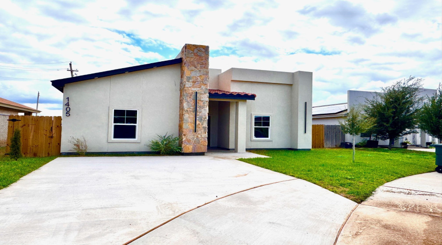 1405 Wilfrano Dr, LAREDO, Texas 78045, 3 Bedrooms Bedrooms, 6 Rooms Rooms,2 BathroomsBathrooms,Residential,For Sale,1405 Wilfrano Dr,20254268