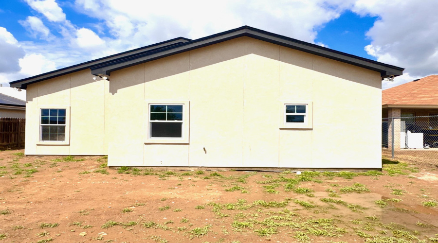1405 Wilfrano Dr, LAREDO, Texas 78045, 3 Bedrooms Bedrooms, 6 Rooms Rooms,2 BathroomsBathrooms,Residential,For Sale,1405 Wilfrano Dr,20254268