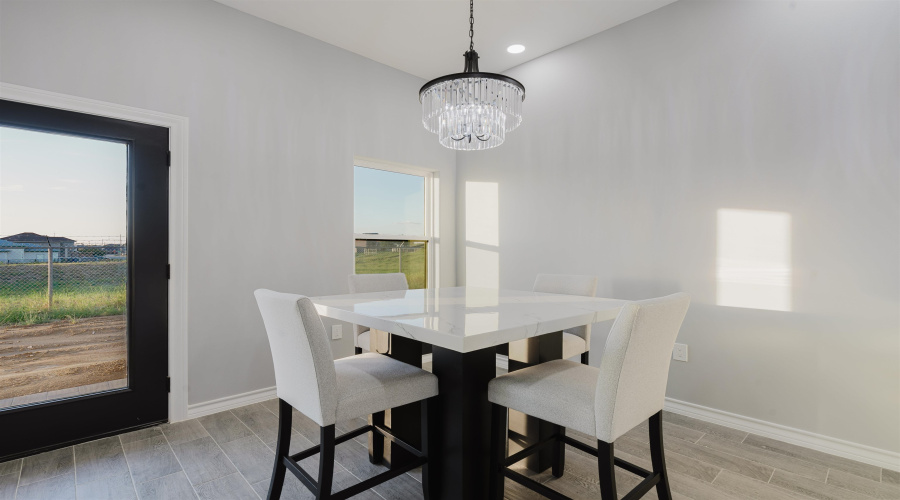 5005 Servando Dr, Laredo, Texas 78043-0000, 3 Bedrooms Bedrooms, 6 Rooms Rooms,2 BathroomsBathrooms,Residential,For Sale,5005 Servando Dr,20254271