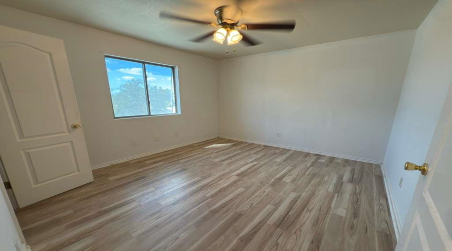 504 Campanario Ln, Laredo, Texas 78046, 4 Bedrooms Bedrooms, 7 Rooms Rooms,2 BathroomsBathrooms,Residential,For Sale,504 Campanario Ln,20254272