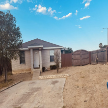 3920 Sand Creek Ct, Laredo, Texas 78043, 3 Bedrooms Bedrooms, 5 Rooms Rooms,2 BathroomsBathrooms,Residential,For Sale,3920 Sand Creek Ct,20254273