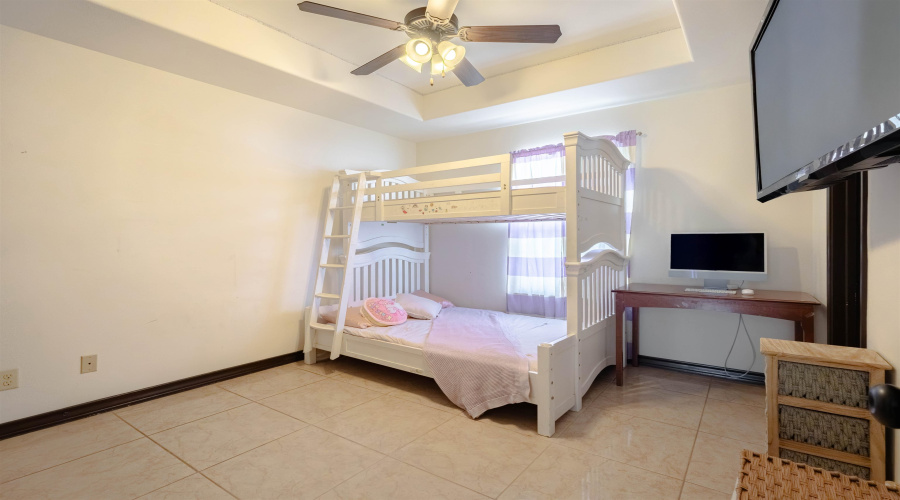 110 Despejado Dr, Laredo, Texas 78045, 3 Bedrooms Bedrooms, 6 Rooms Rooms,2 BathroomsBathrooms,Residential,For Sale,110 Despejado Dr,20254276