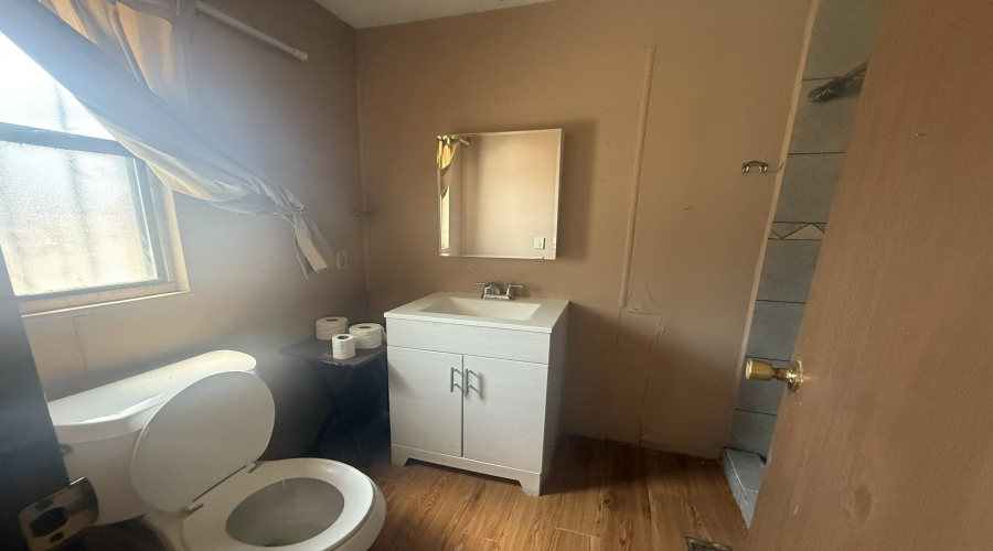 101 E Peach Ln, Laredo, Texas 78041, 3 Bedrooms Bedrooms, 5 Rooms Rooms,2 BathroomsBathrooms,Residential,For Sale,101 E Peach Ln,20254278