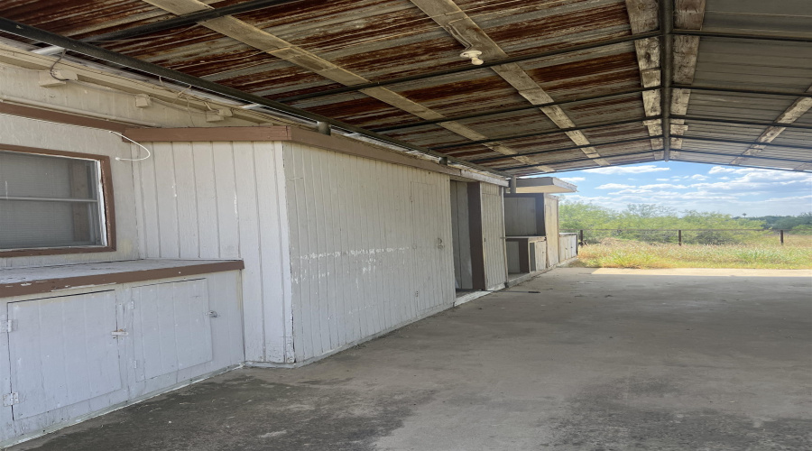 126 Madison Ave., ZAPATA, Texas 78076, 1 Bedroom Bedrooms, 2 Rooms Rooms,1 BathroomBathrooms,Residential,For Sale,126 Madison Ave.,20254279