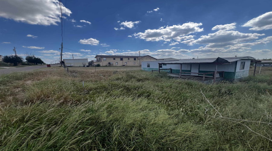 126 Madison Ave., ZAPATA, Texas 78076, 1 Bedroom Bedrooms, 2 Rooms Rooms,1 BathroomBathrooms,Residential,For Sale,126 Madison Ave.,20254279
