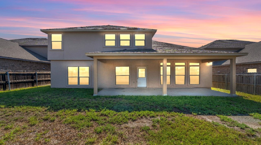 108 Majestic Palm Dr., LAREDO, Texas 78045, 4 Bedrooms Bedrooms, 8 Rooms Rooms,3 BathroomsBathrooms,Residential,For Sale,108 Majestic Palm Dr.,20254282