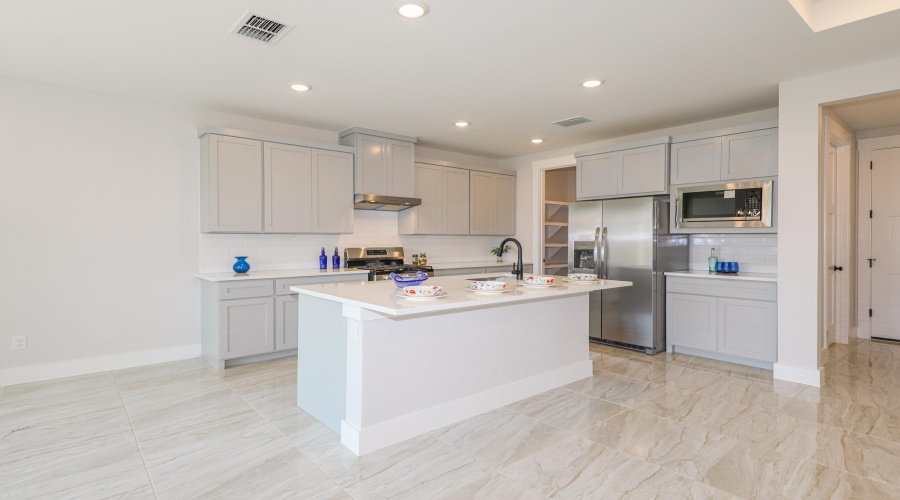 1008 True Patriot Dr., Laredo, Texas 78045-0000, 3 Bedrooms Bedrooms, 7 Rooms Rooms,2 BathroomsBathrooms,Residential,For Rent,1008 True Patriot Dr.,20254287