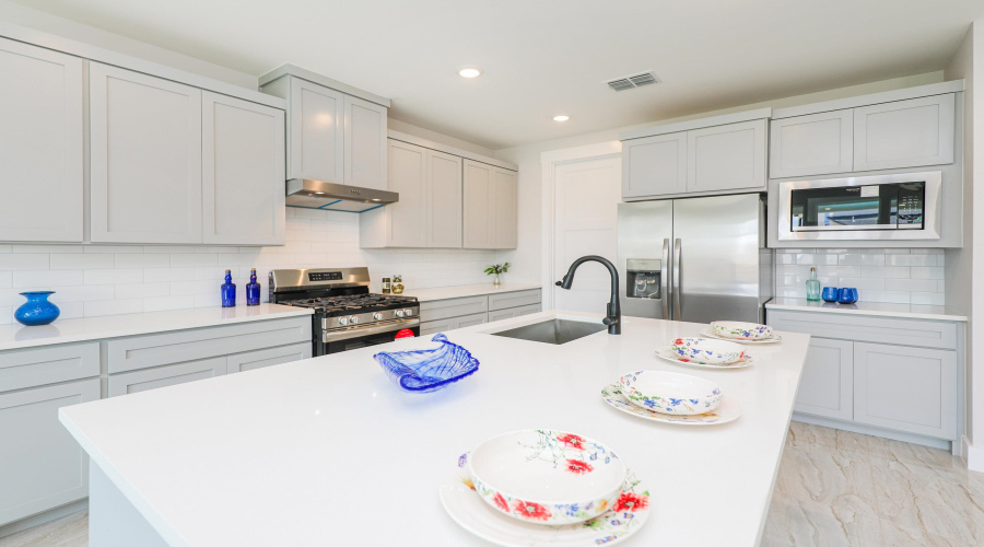 1008 True Patriot Dr., Laredo, Texas 78045-0000, 3 Bedrooms Bedrooms, 7 Rooms Rooms,2 BathroomsBathrooms,Residential,For Rent,1008 True Patriot Dr.,20254287