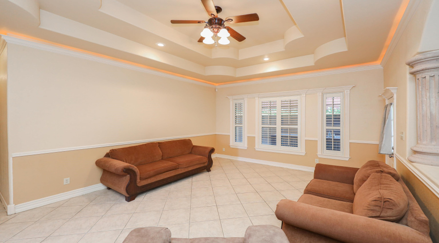 1237 Whisper Hill Dr, LAREDO, Texas 78041, 3 Bedrooms Bedrooms, 6 Rooms Rooms,2 BathroomsBathrooms,Residential,For Rent,1237 Whisper Hill Dr,20254288