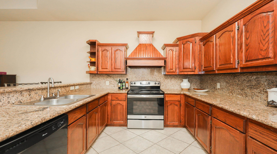 1237 Whisper Hill Dr, LAREDO, Texas 78041, 3 Bedrooms Bedrooms, 6 Rooms Rooms,2 BathroomsBathrooms,Residential,For Rent,1237 Whisper Hill Dr,20254288