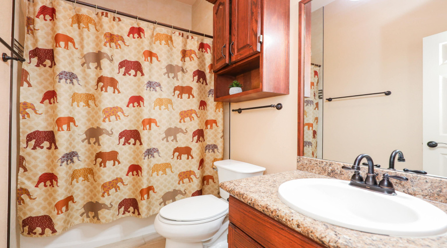 1237 Whisper Hill Dr, LAREDO, Texas 78041, 3 Bedrooms Bedrooms, 6 Rooms Rooms,2 BathroomsBathrooms,Residential,For Rent,1237 Whisper Hill Dr,20254288