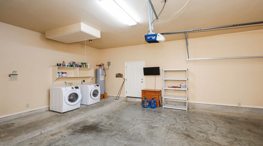 1237 Whisper Hill Dr, LAREDO, Texas 78041, 3 Bedrooms Bedrooms, 6 Rooms Rooms,2 BathroomsBathrooms,Residential,For Rent,1237 Whisper Hill Dr,20254288