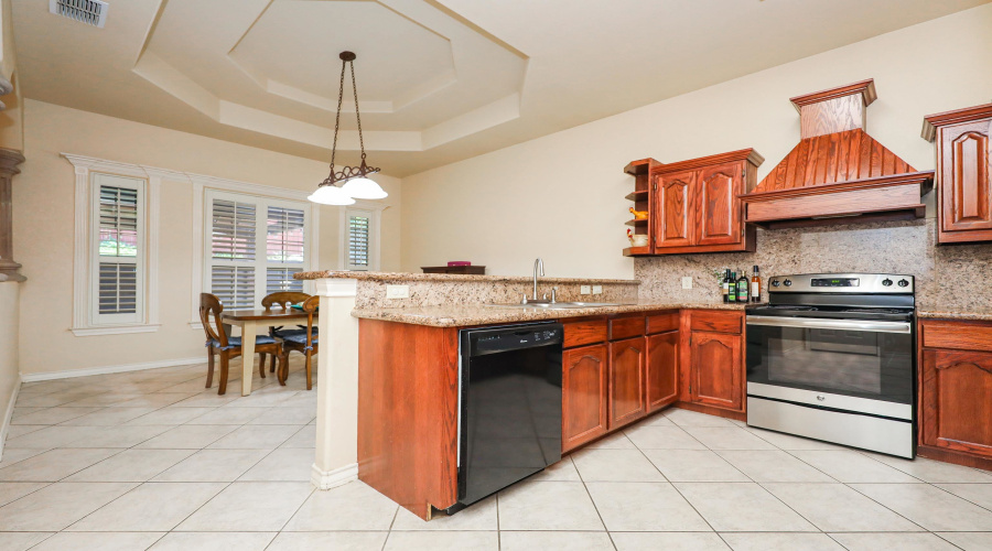 1237 Whisper Hill Dr, LAREDO, Texas 78041, 3 Bedrooms Bedrooms, 6 Rooms Rooms,2 BathroomsBathrooms,Residential,For Rent,1237 Whisper Hill Dr,20254288