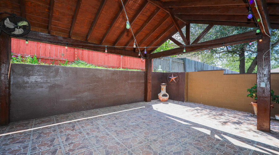 1237 Whisper Hill Dr, LAREDO, Texas 78041, 3 Bedrooms Bedrooms, 6 Rooms Rooms,2 BathroomsBathrooms,Residential,For Rent,1237 Whisper Hill Dr,20254288