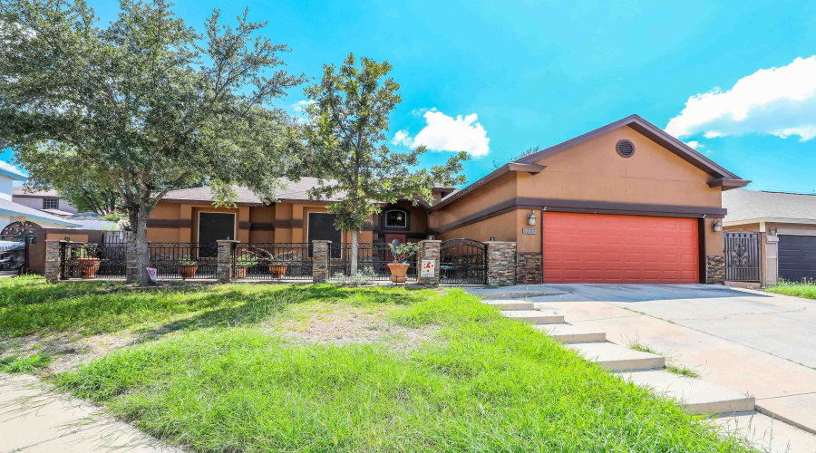 1237 Whisper Hill Dr, LAREDO, Texas 78041, 3 Bedrooms Bedrooms, 6 Rooms Rooms,2 BathroomsBathrooms,Residential,For Rent,1237 Whisper Hill Dr,20254288