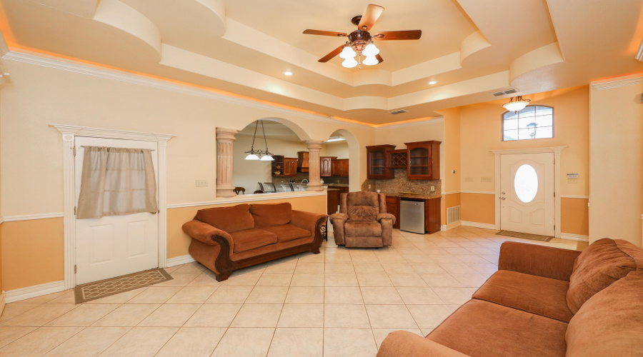 1237 Whisper Hill Dr, LAREDO, Texas 78041, 3 Bedrooms Bedrooms, 6 Rooms Rooms,2 BathroomsBathrooms,Residential,For Rent,1237 Whisper Hill Dr,20254288