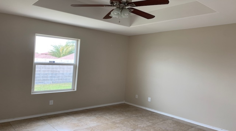 3918 Ivana St, LAREDO, Texas 78045, 4 Bedrooms Bedrooms, 5 Rooms Rooms,2 BathroomsBathrooms,Residential,For Rent,3918 Ivana St,20254291