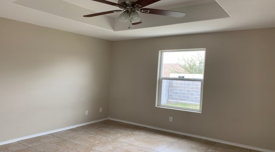 3918 Ivana St, LAREDO, Texas 78045, 4 Bedrooms Bedrooms, 5 Rooms Rooms,2 BathroomsBathrooms,Residential,For Rent,3918 Ivana St,20254291