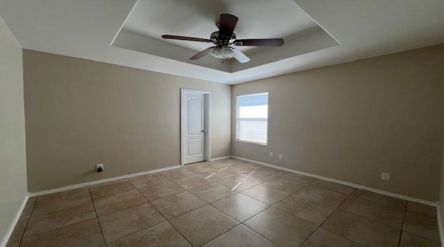 3918 Ivana St, LAREDO, Texas 78045, 4 Bedrooms Bedrooms, 5 Rooms Rooms,2 BathroomsBathrooms,Residential,For Rent,3918 Ivana St,20254291