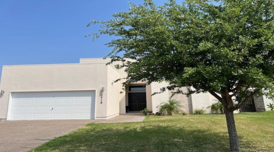 3918 Ivana St, LAREDO, Texas 78045, 4 Bedrooms Bedrooms, 5 Rooms Rooms,2 BathroomsBathrooms,Residential,For Rent,3918 Ivana St,20254291