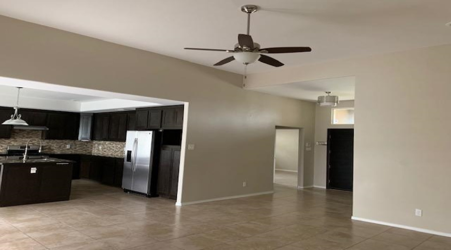 3918 Ivana St, LAREDO, Texas 78045, 4 Bedrooms Bedrooms, 5 Rooms Rooms,2 BathroomsBathrooms,Residential,For Rent,3918 Ivana St,20254291