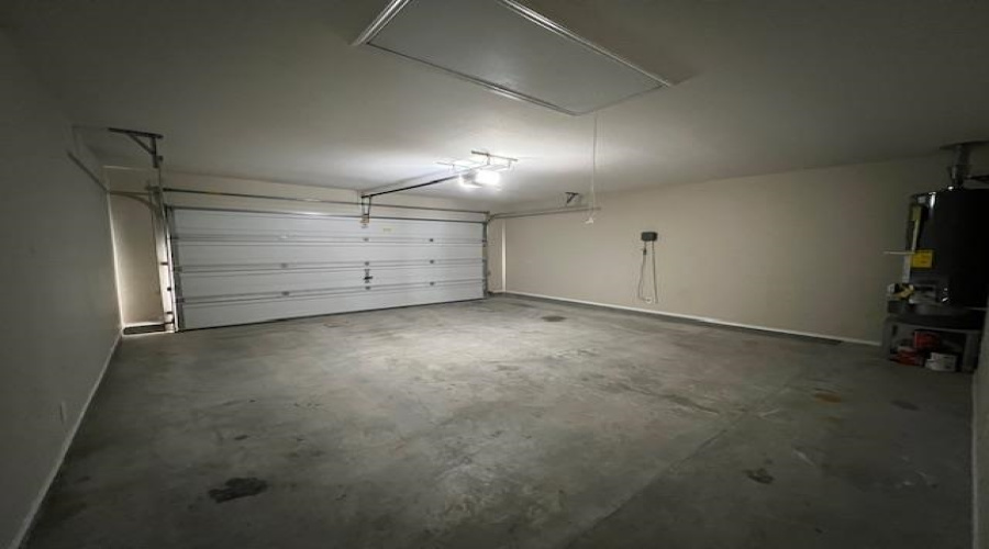 3918 Ivana St, LAREDO, Texas 78045, 4 Bedrooms Bedrooms, 5 Rooms Rooms,2 BathroomsBathrooms,Residential,For Rent,3918 Ivana St,20254291