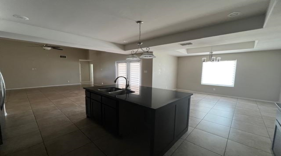 3918 Ivana St, LAREDO, Texas 78045, 4 Bedrooms Bedrooms, 5 Rooms Rooms,2 BathroomsBathrooms,Residential,For Rent,3918 Ivana St,20254291