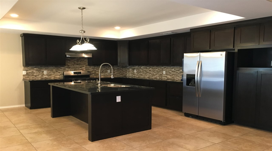 3918 Ivana St, LAREDO, Texas 78045, 4 Bedrooms Bedrooms, 5 Rooms Rooms,2 BathroomsBathrooms,Residential,For Rent,3918 Ivana St,20254291