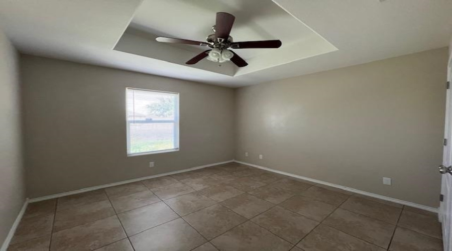 3918 Ivana St, LAREDO, Texas 78045, 4 Bedrooms Bedrooms, 5 Rooms Rooms,2 BathroomsBathrooms,Residential,For Rent,3918 Ivana St,20254291