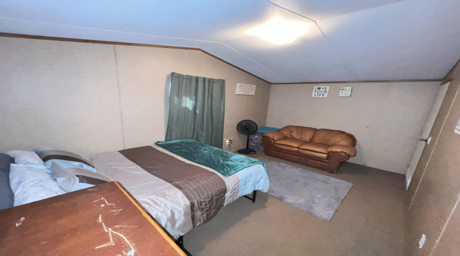 5303 Pharr Ln, Zapata, Texas 78076, 3 Bedrooms Bedrooms, 5 Rooms Rooms,2 BathroomsBathrooms,Residential,For Sale,5303 Pharr Ln,20254294