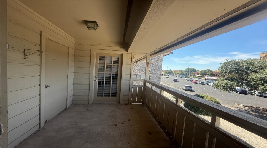 7738 Chambers Rd., San Antonio, Texas 78229, 2 Bedrooms Bedrooms, 4 Rooms Rooms,2 BathroomsBathrooms,Residential,For Sale,7738 Chambers Rd.,20254301