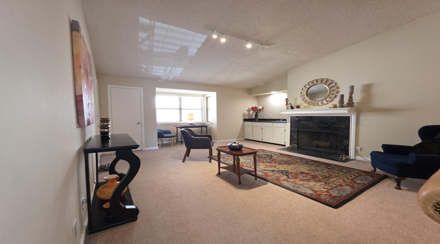 7738 Chambers Rd., San Antonio, Texas 78229, 2 Bedrooms Bedrooms, 4 Rooms Rooms,2 BathroomsBathrooms,Residential,For Sale,7738 Chambers Rd.,20254301