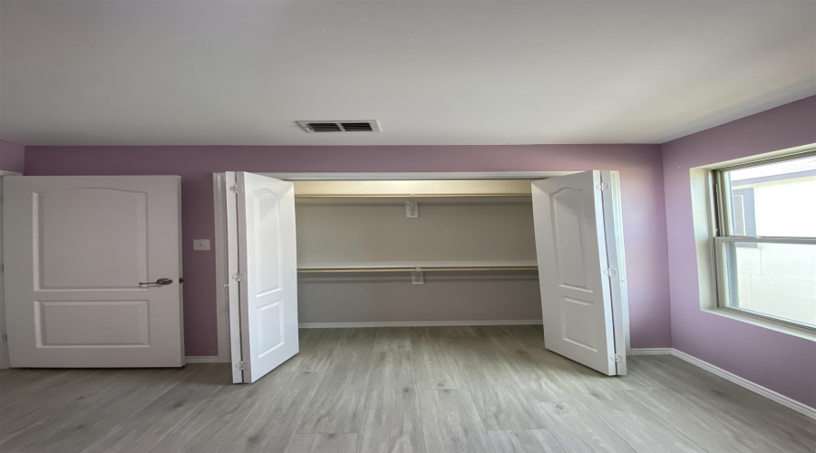 9975 Rosary, Laredo, Texas 78045, 3 Bedrooms Bedrooms, 5 Rooms Rooms,2 BathroomsBathrooms,Residential,For Rent,9975 Rosary,20254310