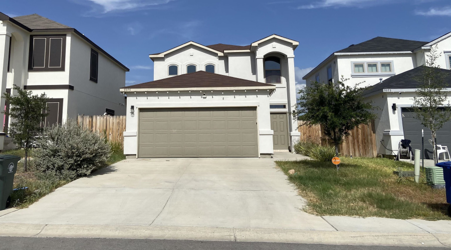 9975 Rosary, Laredo, Texas 78045, 3 Bedrooms Bedrooms, 5 Rooms Rooms,2 BathroomsBathrooms,Residential,For Rent,9975 Rosary,20254310