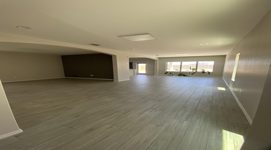 9975 Rosary, Laredo, Texas 78045, 3 Bedrooms Bedrooms, 5 Rooms Rooms,2 BathroomsBathrooms,Residential,For Rent,9975 Rosary,20254310