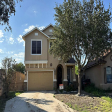 502 Felipe Dr, Laredo, Texas 78046, 5 Bedrooms Bedrooms, 7 Rooms Rooms,3 BathroomsBathrooms,Residential,For Sale,502 Felipe Dr,20254311