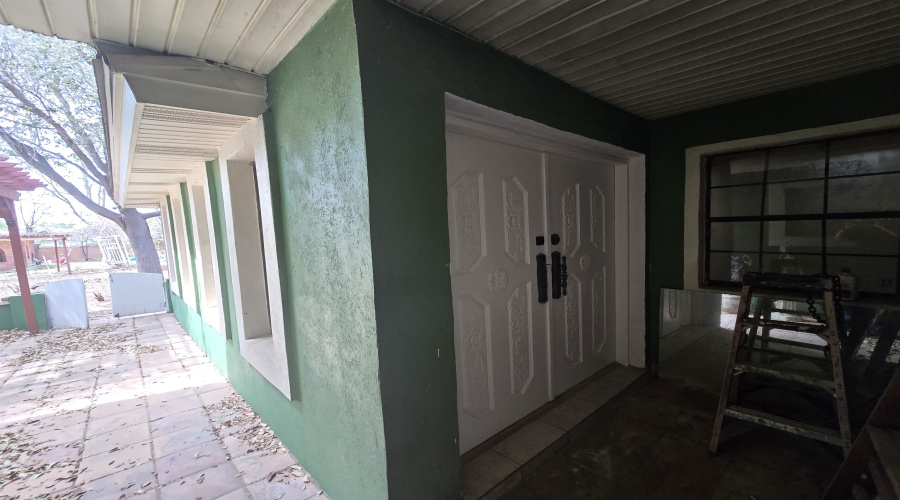 136 North Ave, Laredo, Texas 78041, 5 Bedrooms Bedrooms, 10 Rooms Rooms,5 BathroomsBathrooms,Residential,For Sale,136 North Ave,20254312