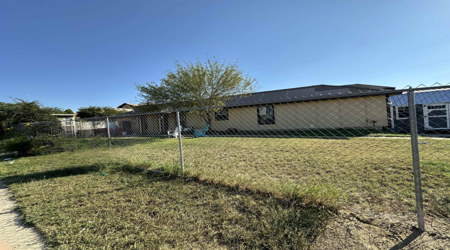 4429 Vientos Rd, LAREDO, Texas 78046, 3 Bedrooms Bedrooms, 5 Rooms Rooms,2 BathroomsBathrooms,Residential,For Sale,4429 Vientos Rd,20254313