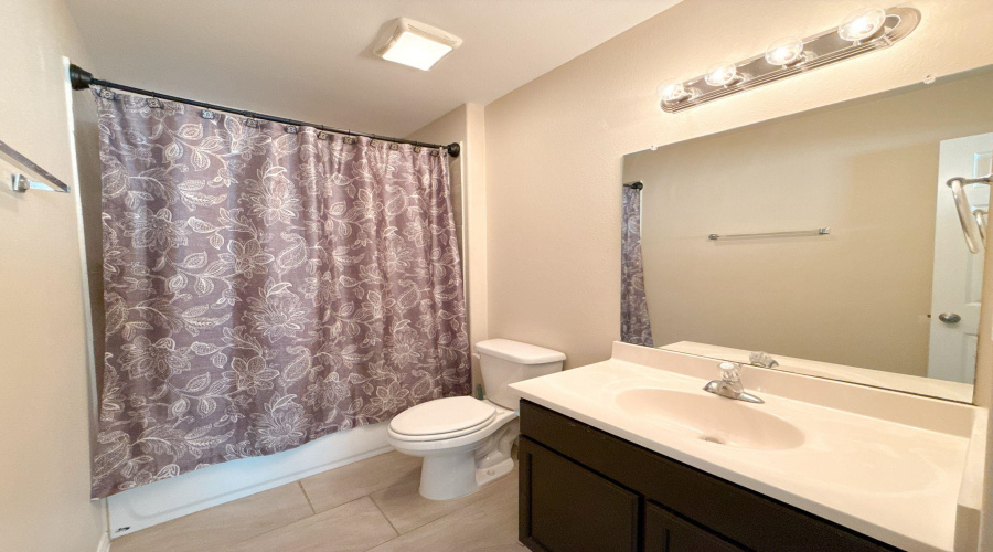 11312 Basque Dr, Laredo, Texas 78045, 3 Bedrooms Bedrooms, 6 Rooms Rooms,2 BathroomsBathrooms,Residential,For Sale,11312 Basque Dr,20254317