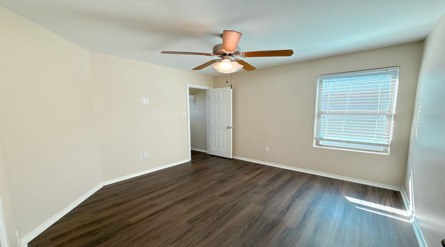 11312 Basque Dr, Laredo, Texas 78045, 3 Bedrooms Bedrooms, 6 Rooms Rooms,2 BathroomsBathrooms,Residential,For Sale,11312 Basque Dr,20254317