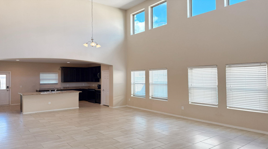 11312 Basque Dr, Laredo, Texas 78045, 3 Bedrooms Bedrooms, 6 Rooms Rooms,2 BathroomsBathrooms,Residential,For Sale,11312 Basque Dr,20254317