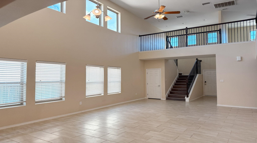 11312 Basque Dr, Laredo, Texas 78045, 3 Bedrooms Bedrooms, 6 Rooms Rooms,2 BathroomsBathrooms,Residential,For Sale,11312 Basque Dr,20254317