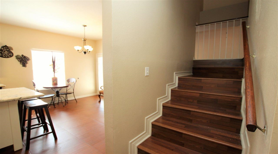 510 Shiloh Dr, Laredo, Texas 78045, 3 Bedrooms Bedrooms, 5 Rooms Rooms,2 BathroomsBathrooms,Residential,For Rent,510 Shiloh Dr,20254320