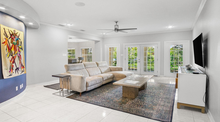 2120 Bermuda Dr, Laredo, Texas 78045, 5 Bedrooms Bedrooms, 6 Rooms Rooms,5 BathroomsBathrooms,Residential,For Sale,2120 Bermuda Dr,20254537